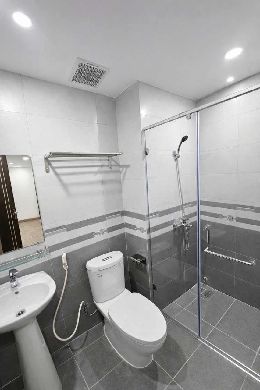 Phòng trọ 1 Phòng ngủ 40m2 tại ĐT Home Đồng Cổ - Tây Hồ - Phòng tắm