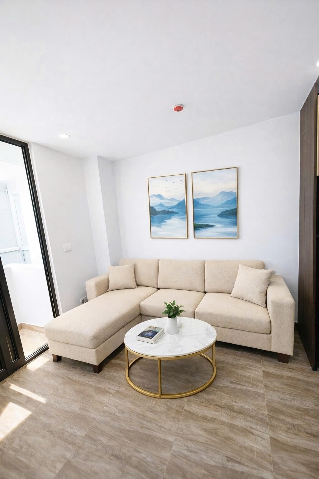 Phòng trọ 1 Phòng ngủ 45m2 tại ĐT Home Đồng Cổ - Tây Hồ - Phòng khách