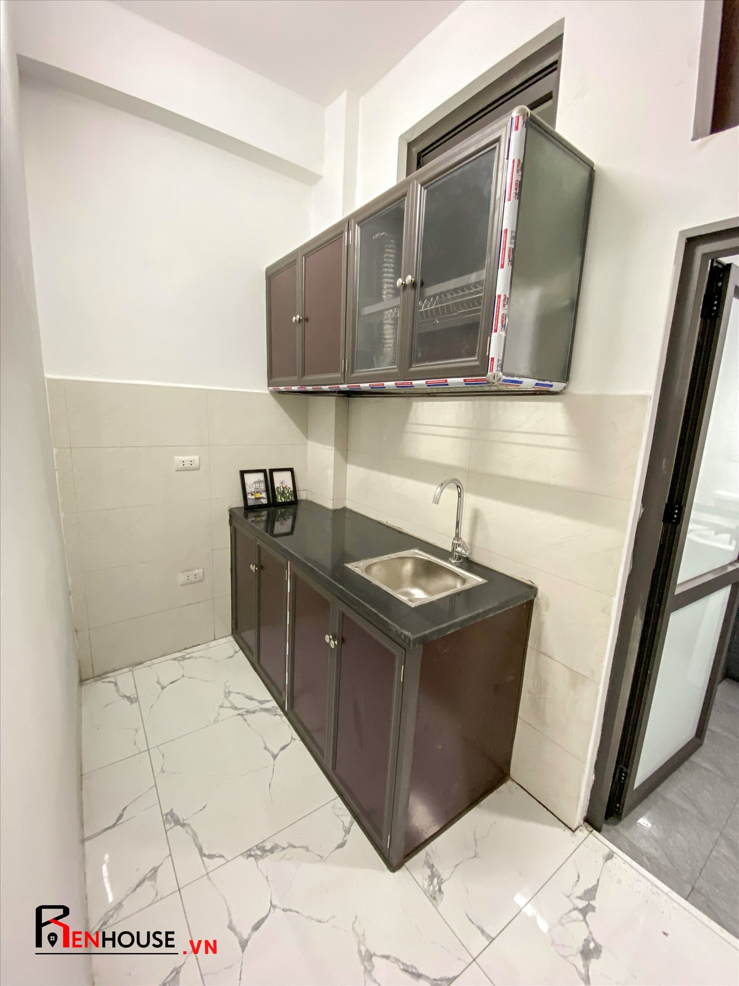 Phòng trọ Studio 35m2 tại RenHouse 2 Đại Lộ Thăng Long - Nam Từ Liêm - Phòng bếp