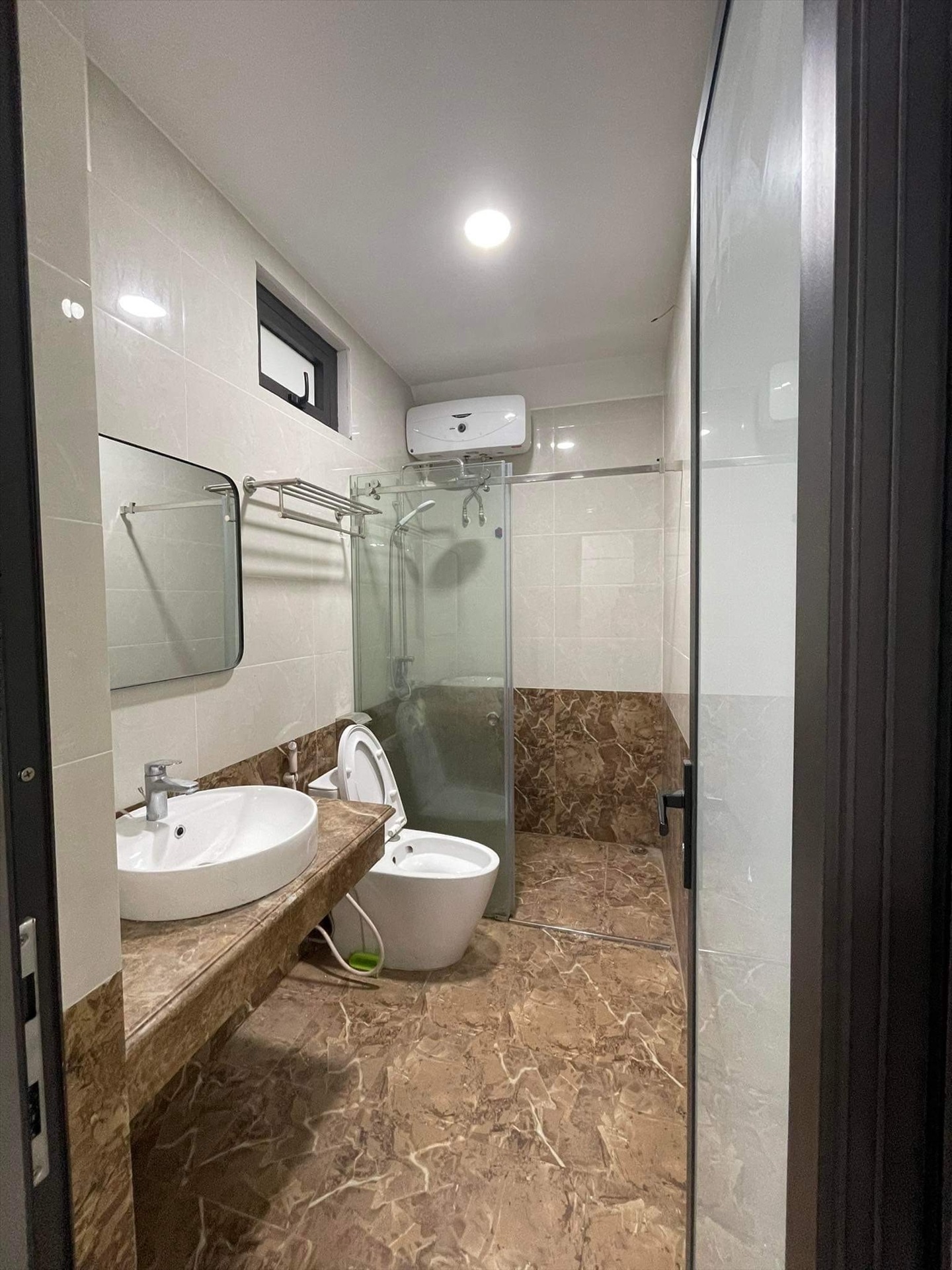 Phòng trọ Studio 50m2 tại TC Home Trần Quốc Vượng - Cầu Giấy - Phòng tắm