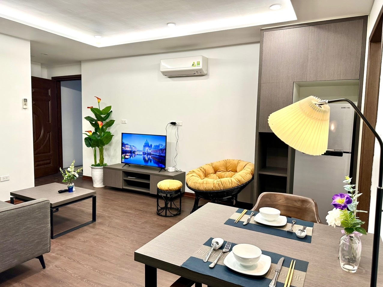 Phòng trọ 1 Phòng ngủ 50m2 tại Blue Homes Nguyễn Đình Thi - Tây Hồ - Phòng khách