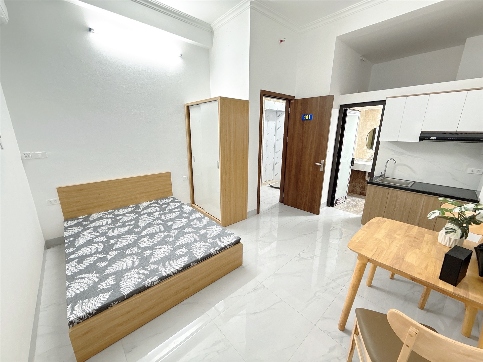 Phòng trọ Studio 30m2 tại AT Home Hoàng Quốc Việt - Cầu Giấy - Phòng ngủ