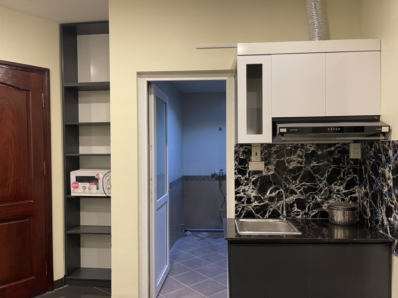 Phòng trọ 1 Phòng ngủ 35m2 tại Sunny  Apartment Hồng Hà - Hoàn Kiếm - Phòng bếp