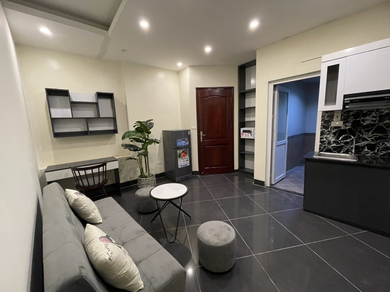 Phòng trọ 1 Phòng ngủ 35m2 tại Sunny  Apartment Hồng Hà - Hoàn Kiếm - Phòng khách
