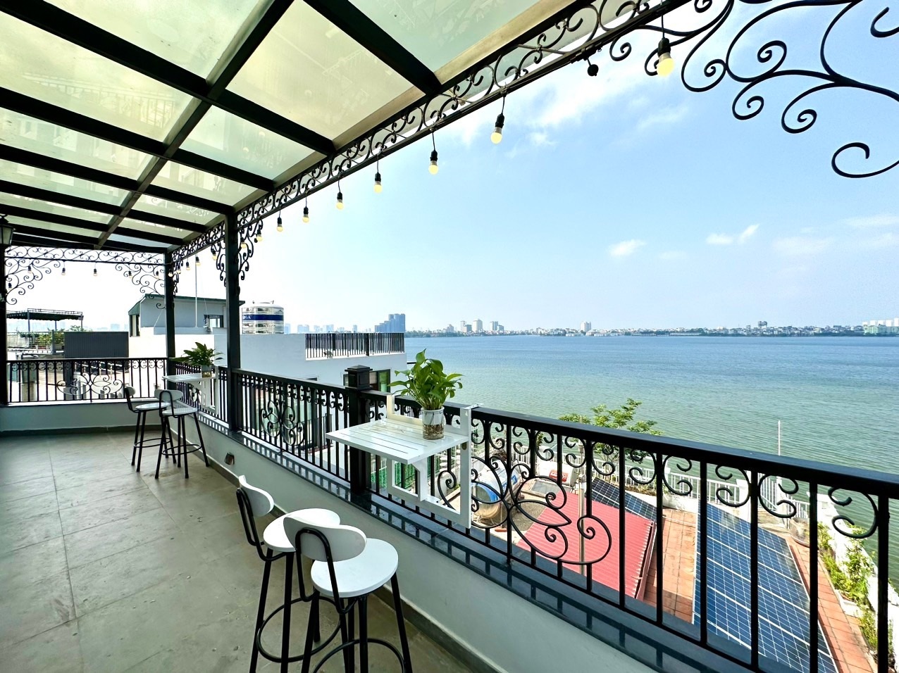 Phòng trọ 2 Phòng ngủ 100m2 tại Blue Homes Nguyễn Đình Thi - Tây Hồ - Ban công