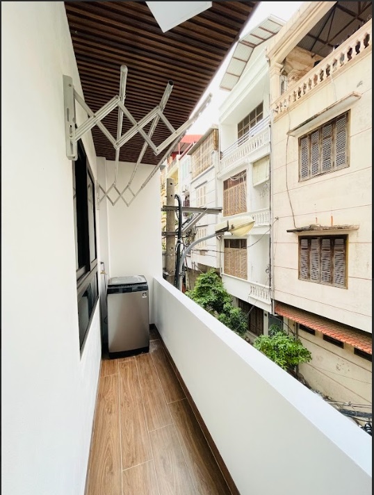 Phòng trọ Studio 30m2 tại Friends Team Doãn Kế Thiện - Cầu Giấy - Ban công