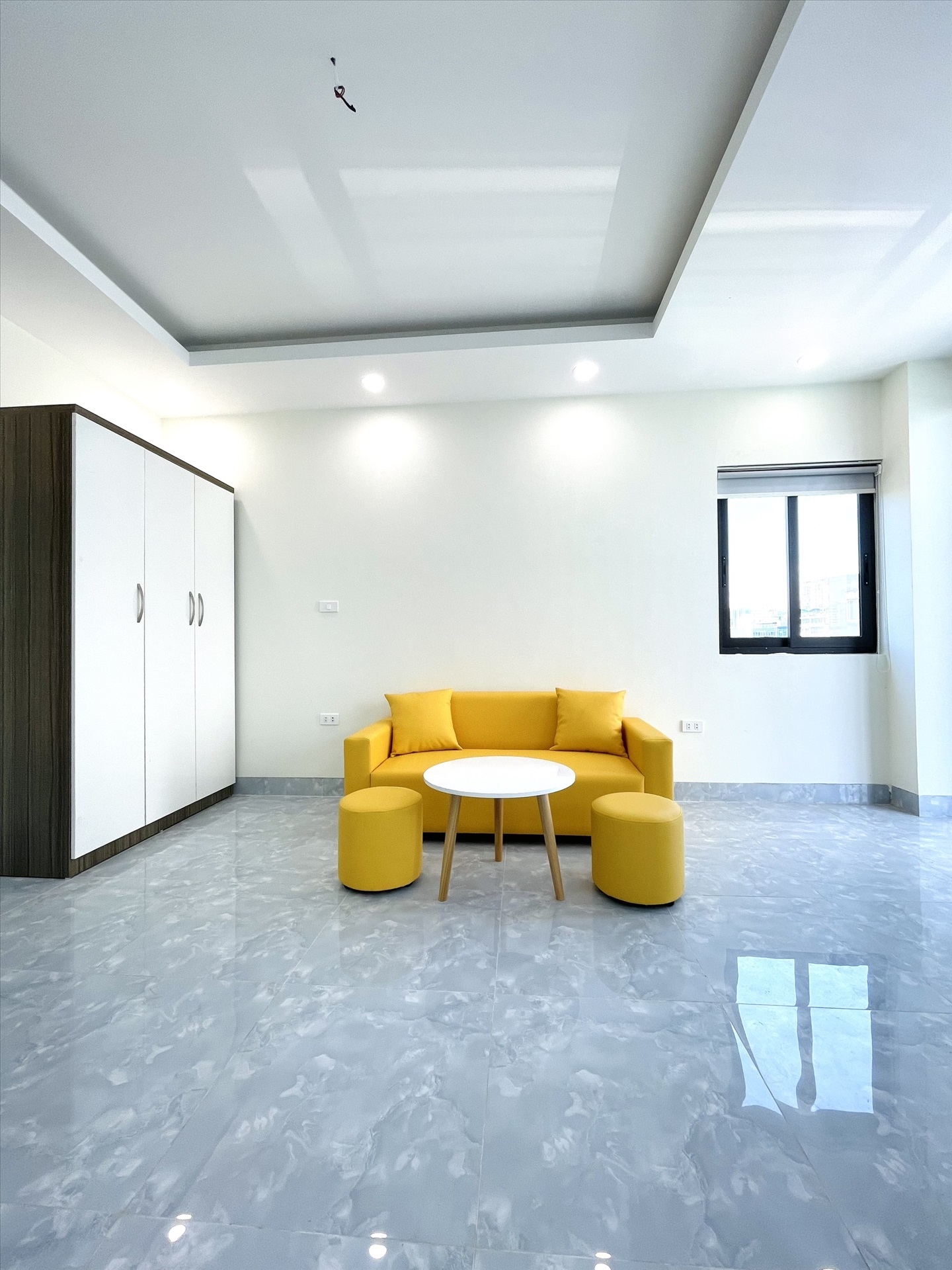 Phòng trọ 1 Phòng ngủ 35m2 tại TT House 3 Đường Láng - Đống Đa - Phòng khách