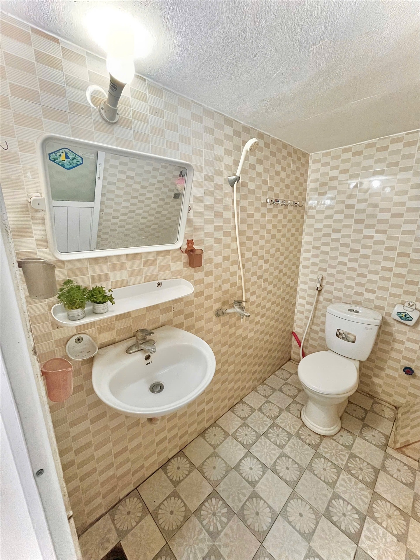 Phòng trọ Studio 30m2 tại Time House 1 Phú Diễn - Bắc Từ Liêm - Phòng tắm