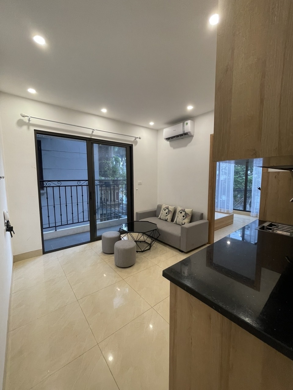 Phòng trọ 1 Phòng ngủ 40m2 tại TT House Cầu Giấy - Cầu Giấy - Phòng khách