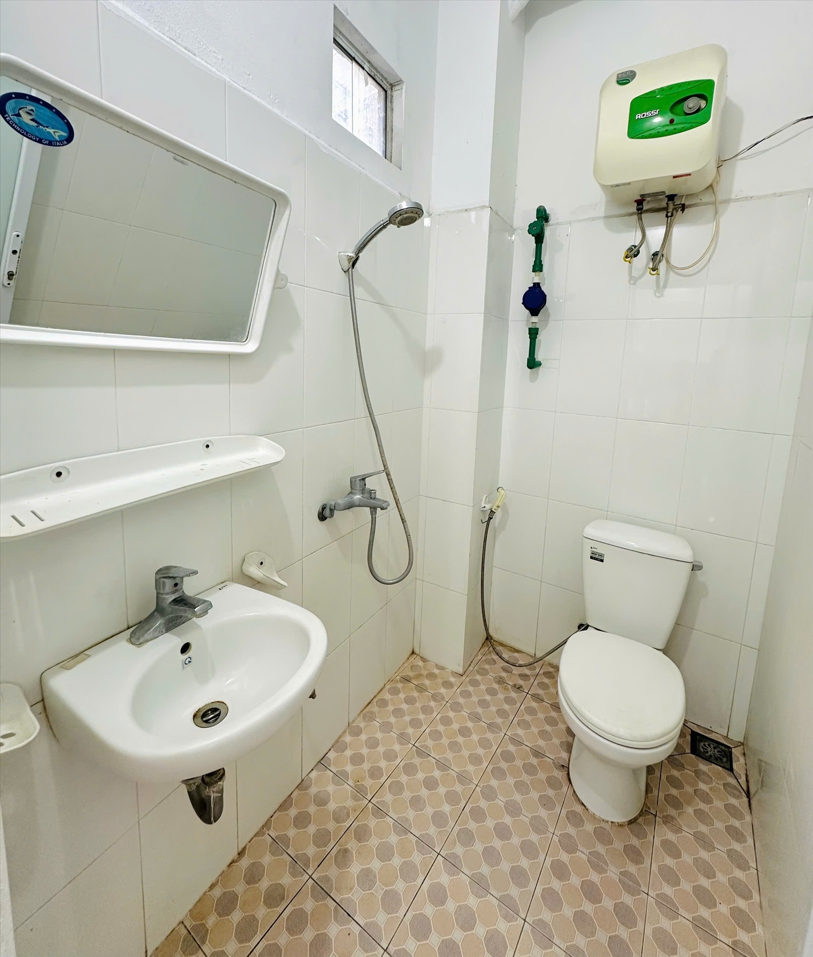 Phòng trọ Studio 20m2 tại TT House 1 Nguyễn Khánh Toàn - Cầu Giấy - Phòng tắm