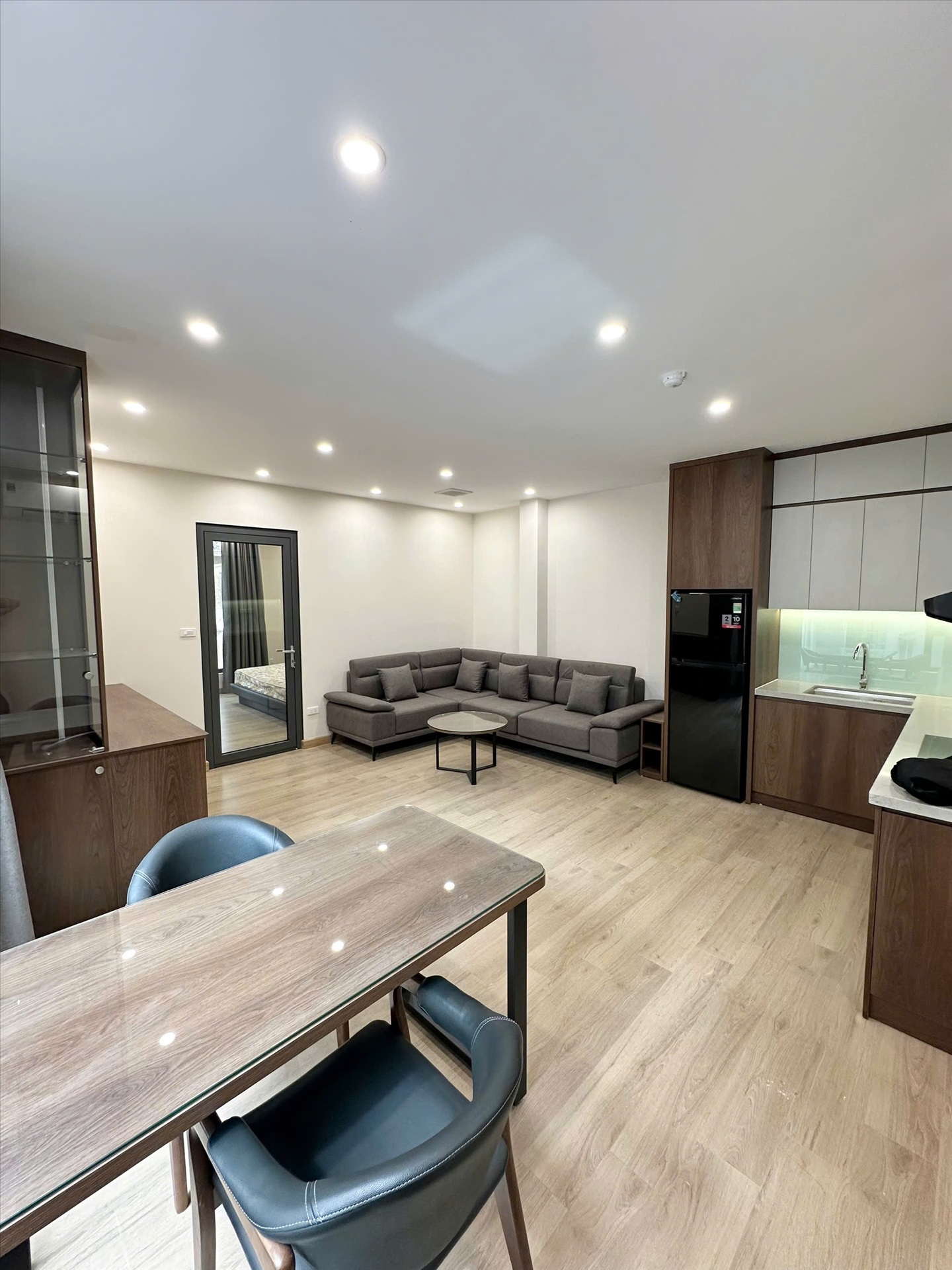 Phòng trọ GENZ Home 1 Đội Cấn - Ba Đình - Phòng (*)