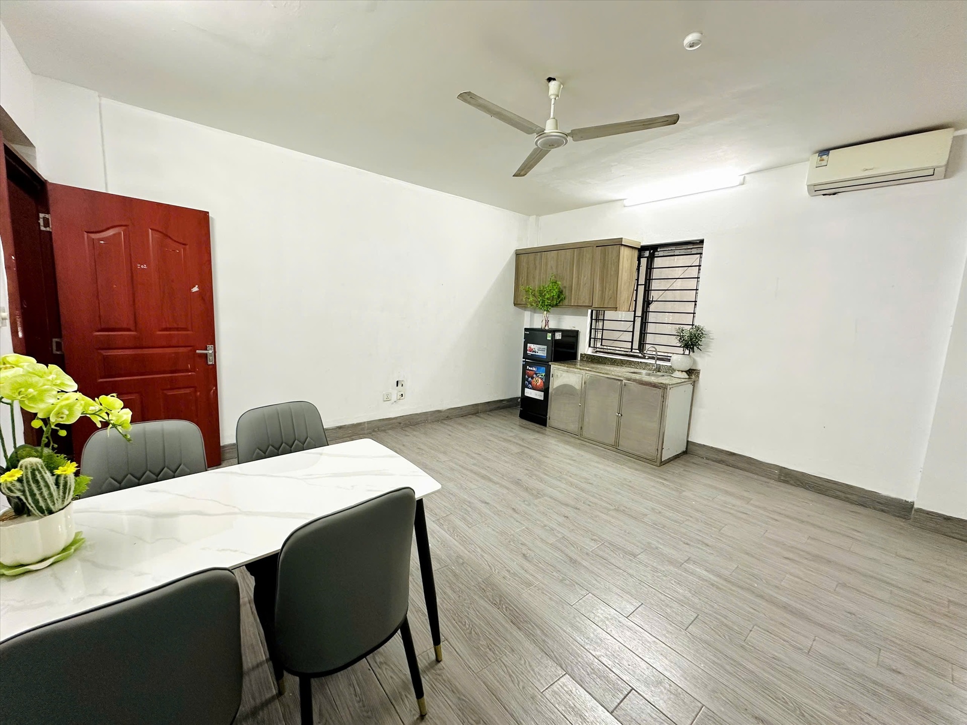 Phòng trọ 2 Phòng ngủ 50m2 tại TT House 1 Trung Kính - Cầu Giấy - Phòng bếp