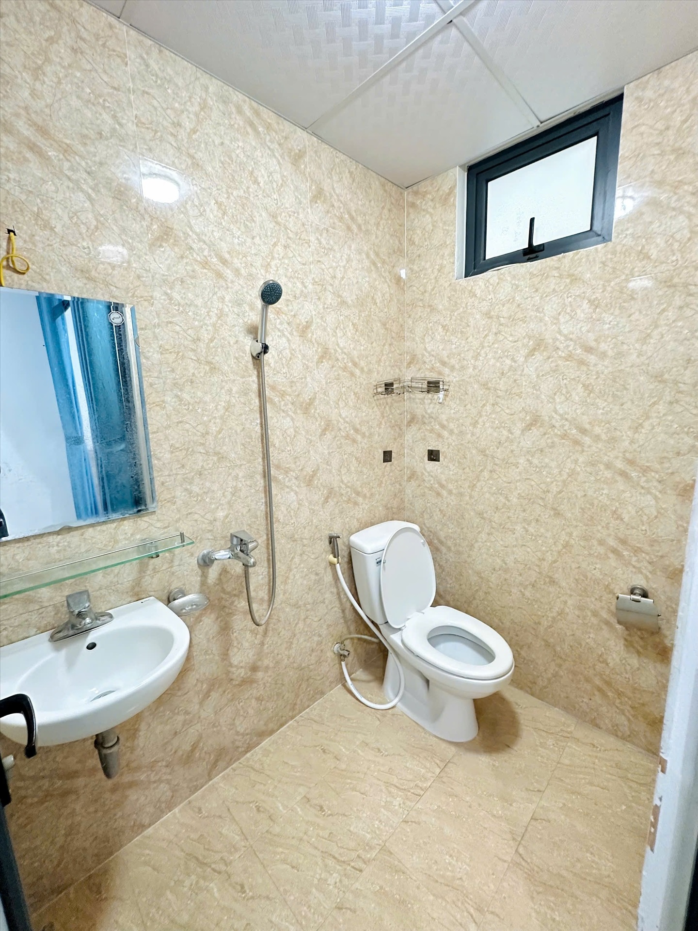 Phòng trọ 1 Phòng ngủ 28m2 tại TT House 2 Trần Duy Hưng - Cầu Giấy - Phòng tắm