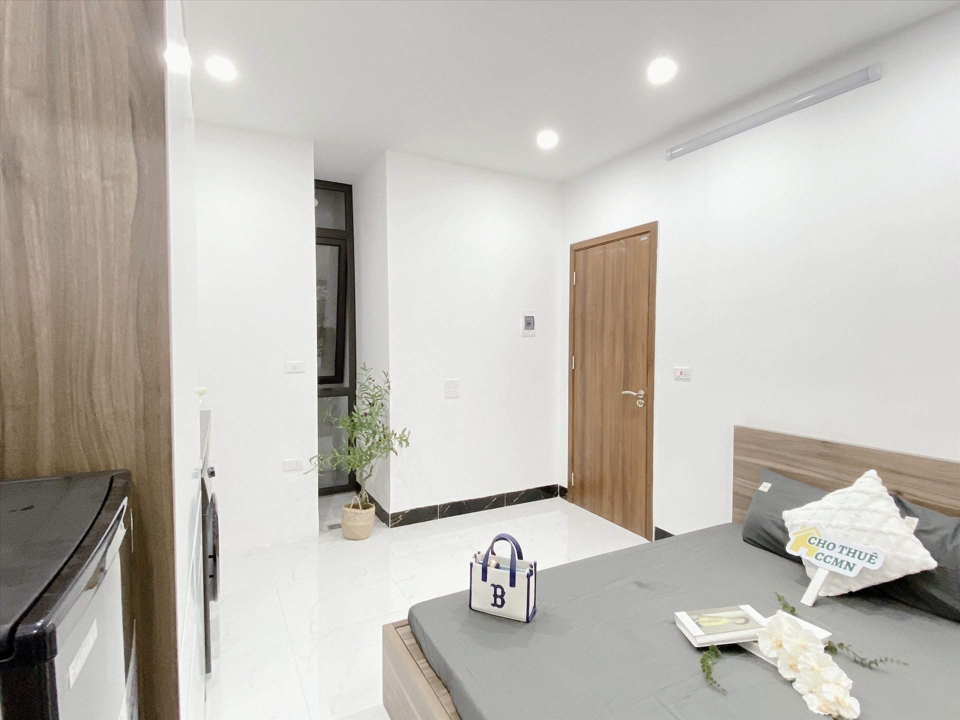 Phòng trọ Studio 25m2 tại Suha Home Lê Văn Lương - Thanh Xuân - Phòng khách