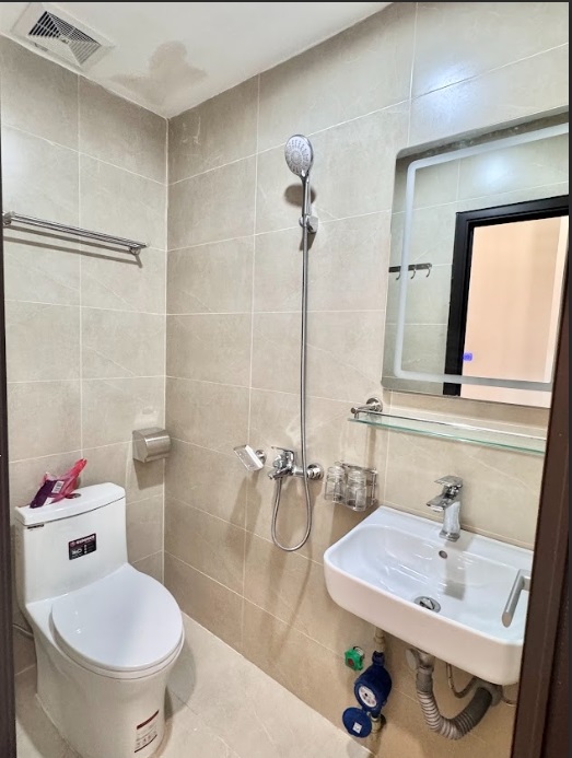 Phòng trọ Studio 20m2 tại Dream House Đường Bưởi - Ba Đình - Phòng tắm