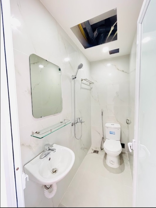 Phòng trọ Studio 30m2 tại Friends Team Xuân Thủy - Cầu Giấy - Phòng tắm