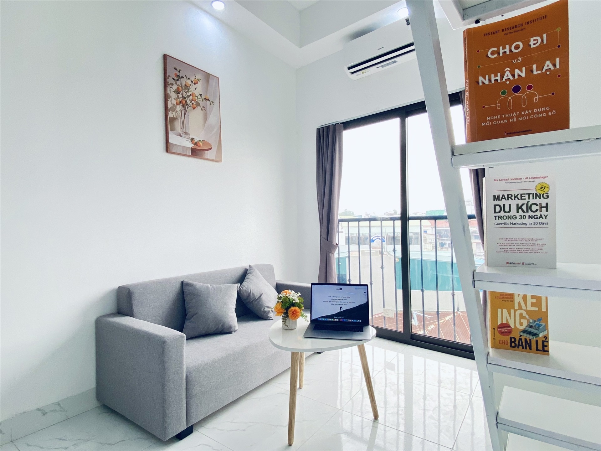 Phòng trọ Studio 25m2 tại Suha Home 1 Đống Tác - Đống Đa - Phòng khách