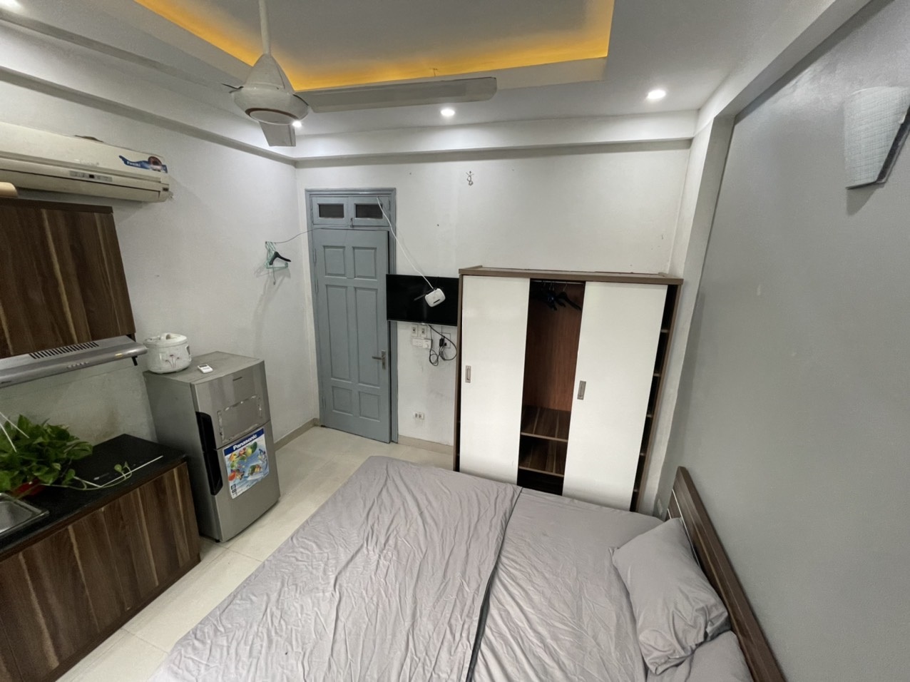 Phòng trọ Studio 35m2 tại Sunny Apartment Xuân Thủy - Cầu Giấy - Phòng ngủ