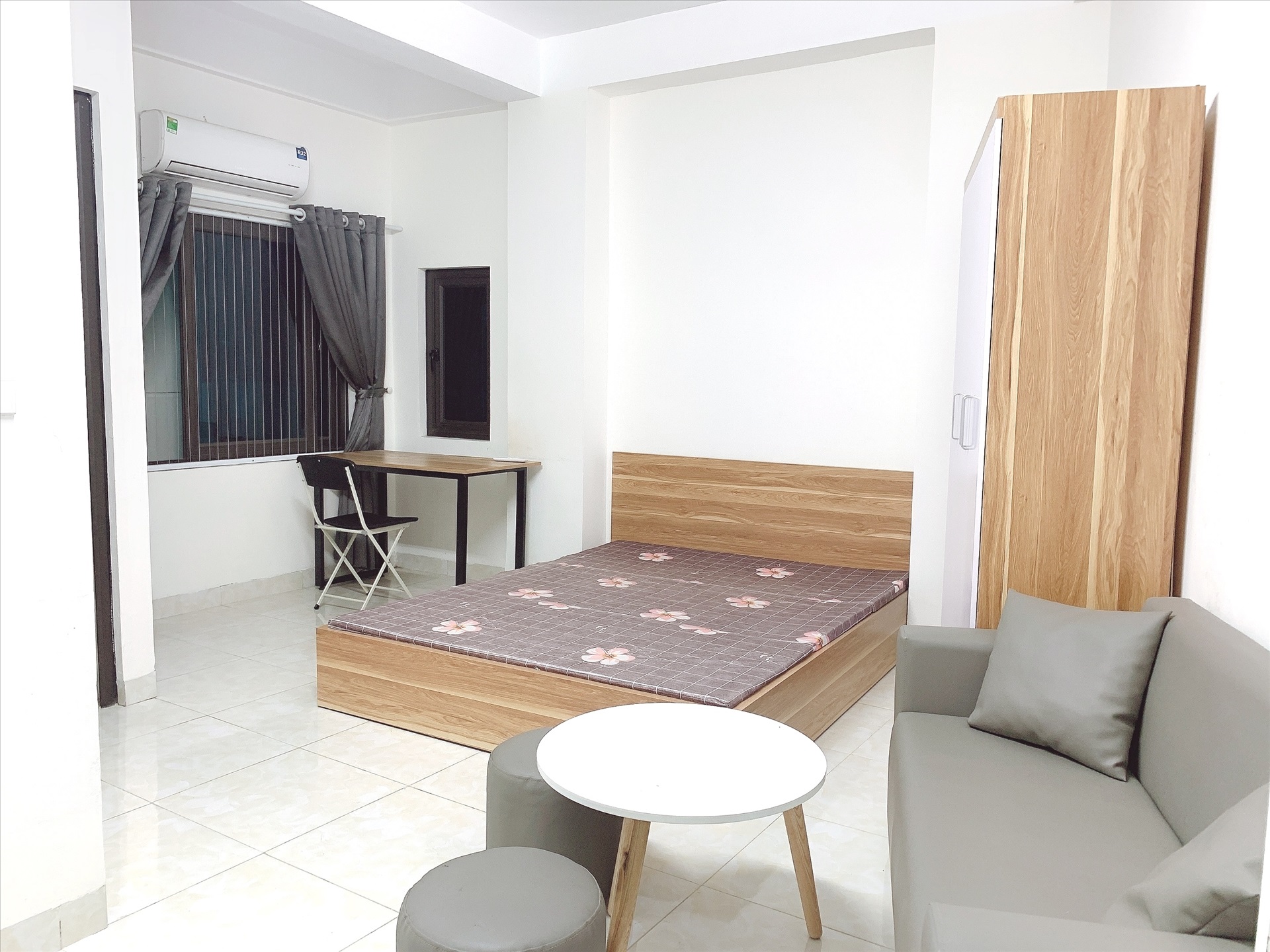 Phòng trọ Studio 30m2 tại AT Home Dương Quảng Hàm - Cầu Giấy - Phòng ngủ