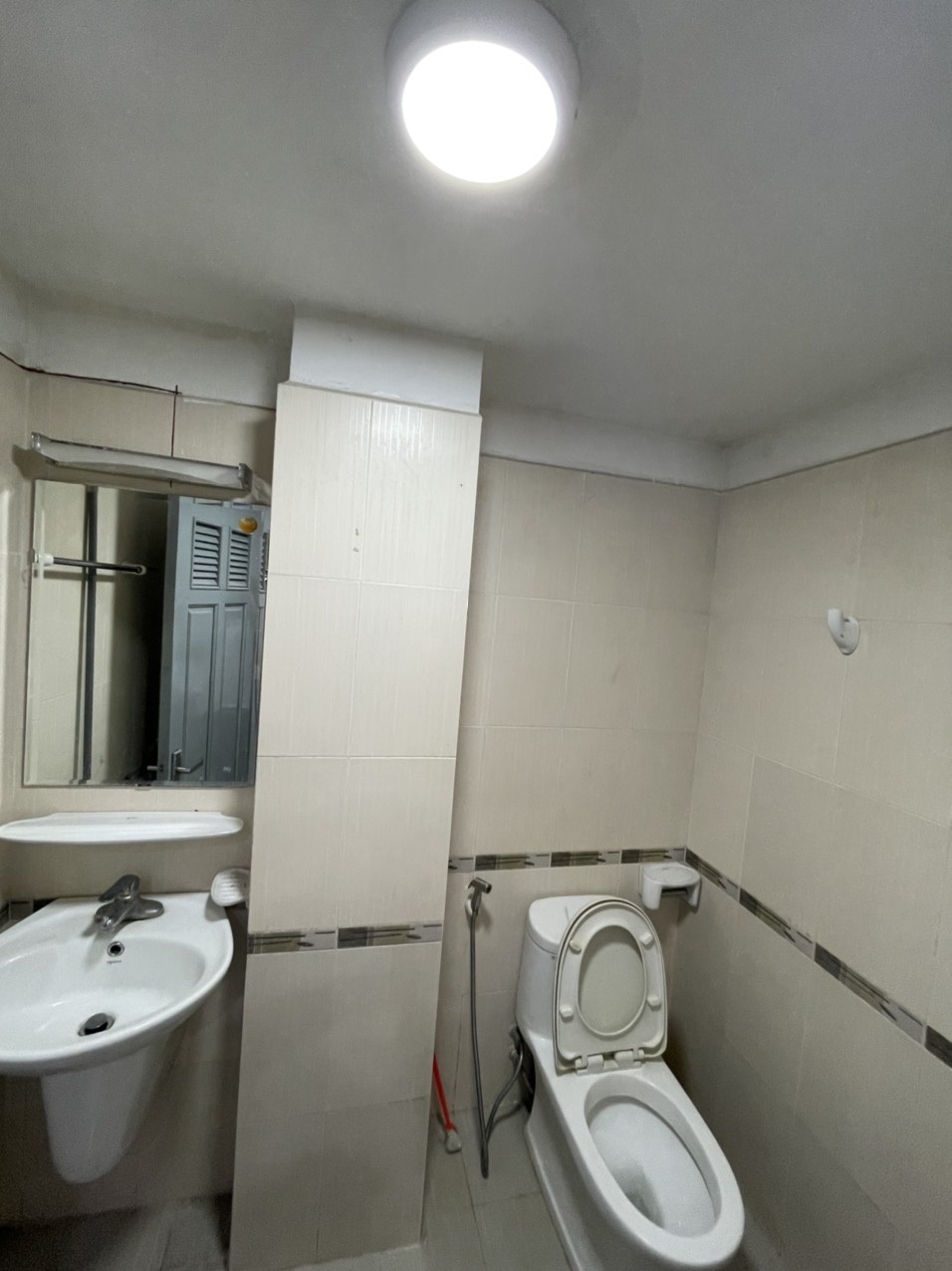 Phòng trọ Studio 35m2 tại Sunny Apartment Xuân Thủy - Cầu Giấy - Phòng tắm