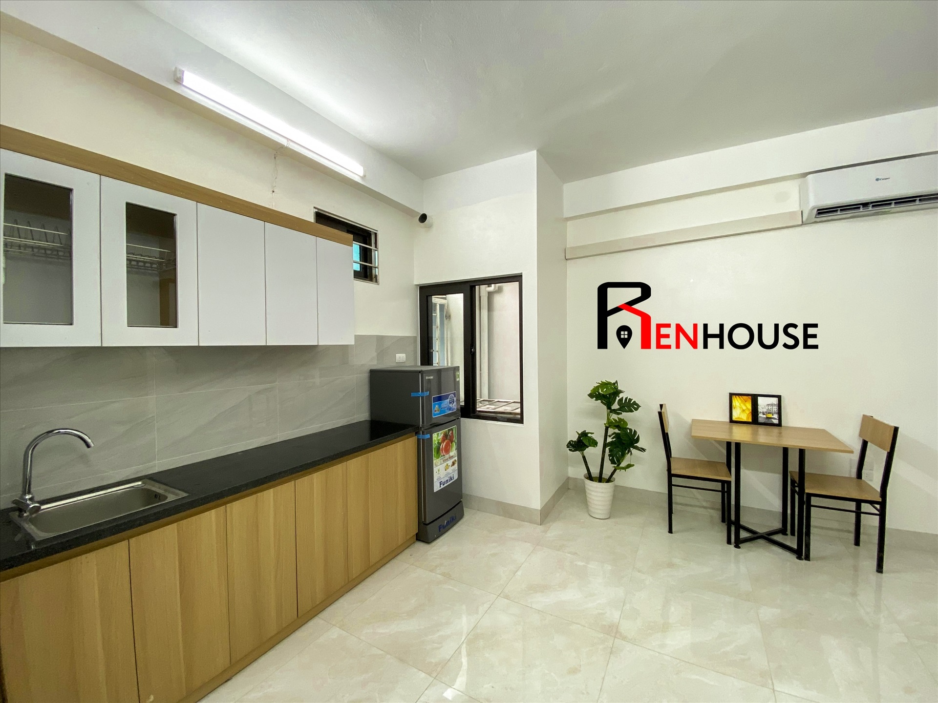 Phòng trọ Studio 27m2 tại RenHouse 4 Mỹ Đình - Nam Từ Liêm - Phòng bếp