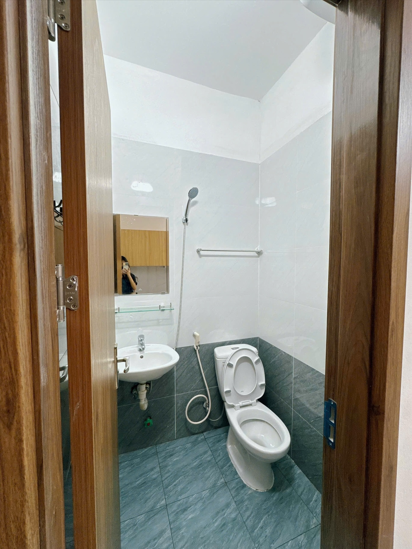 Phòng trọ Studio 25m2 tại Friends Team Thanh Bình - Hà Đông - Phòng tắm