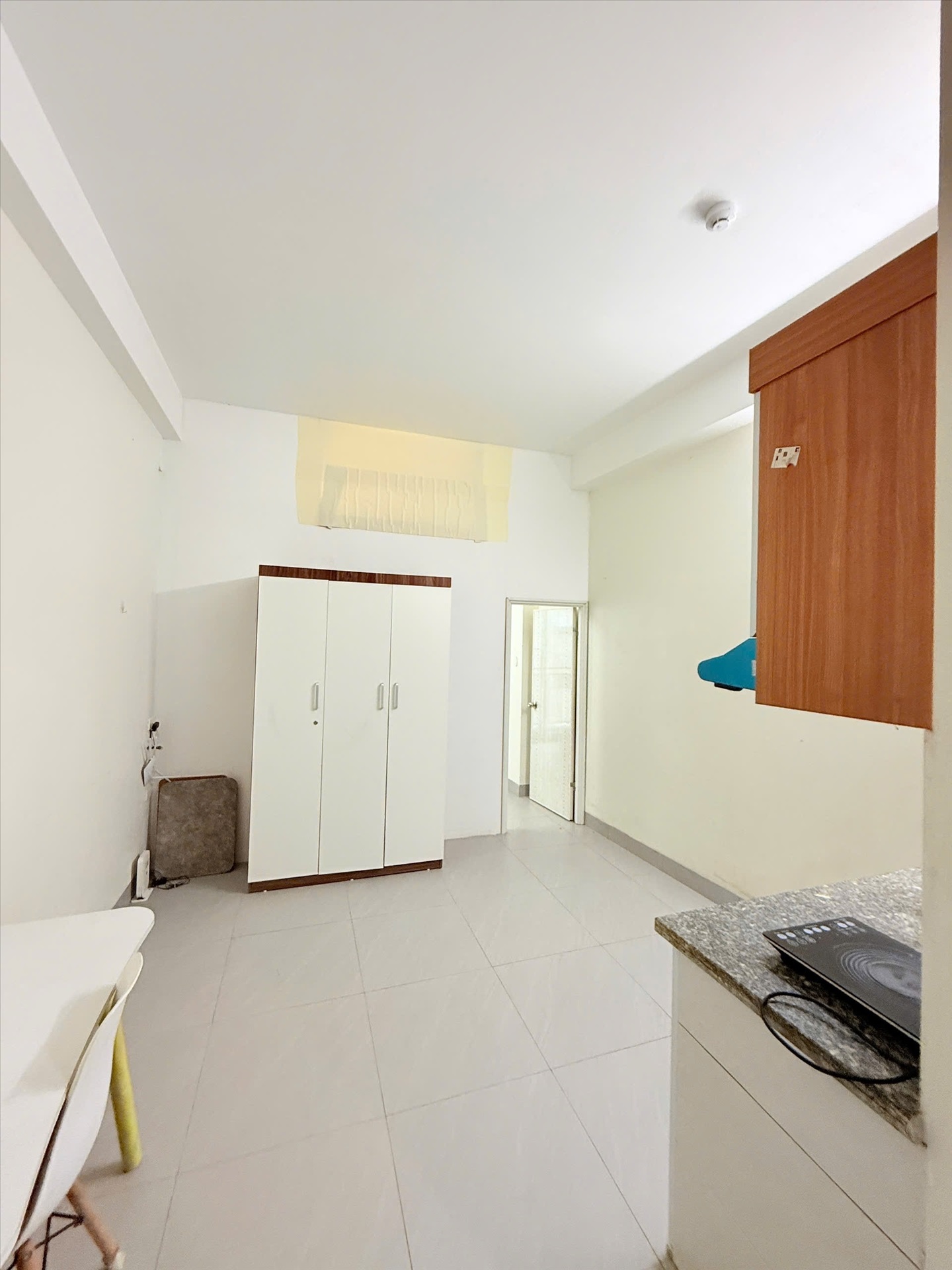 Phòng trọ 1 Phòng ngủ 40m2 tại VNFI House 2 Mỹ Đình - Nam Từ Liêm - Phòng khách