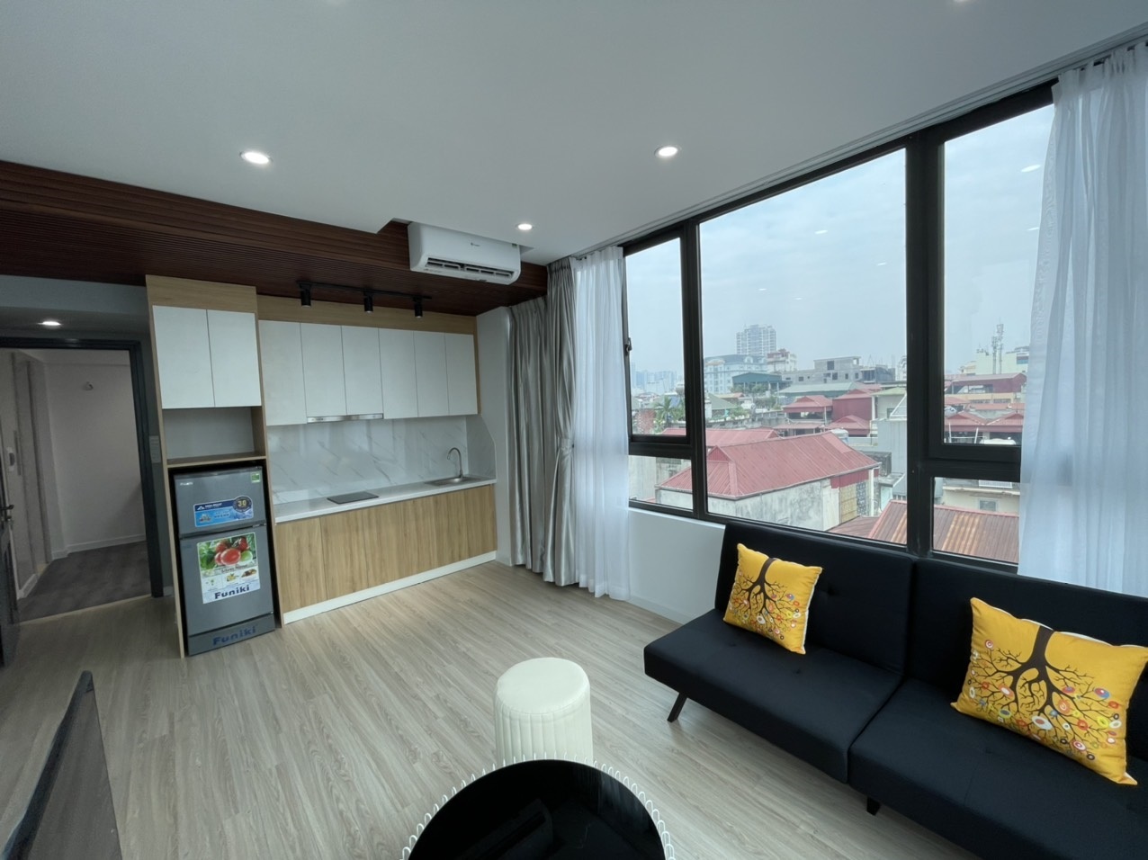 Phòng trọ 1 Phòng ngủ 50m2 tại Airstay Đội Cấn - Ba Đình - Phòng khách