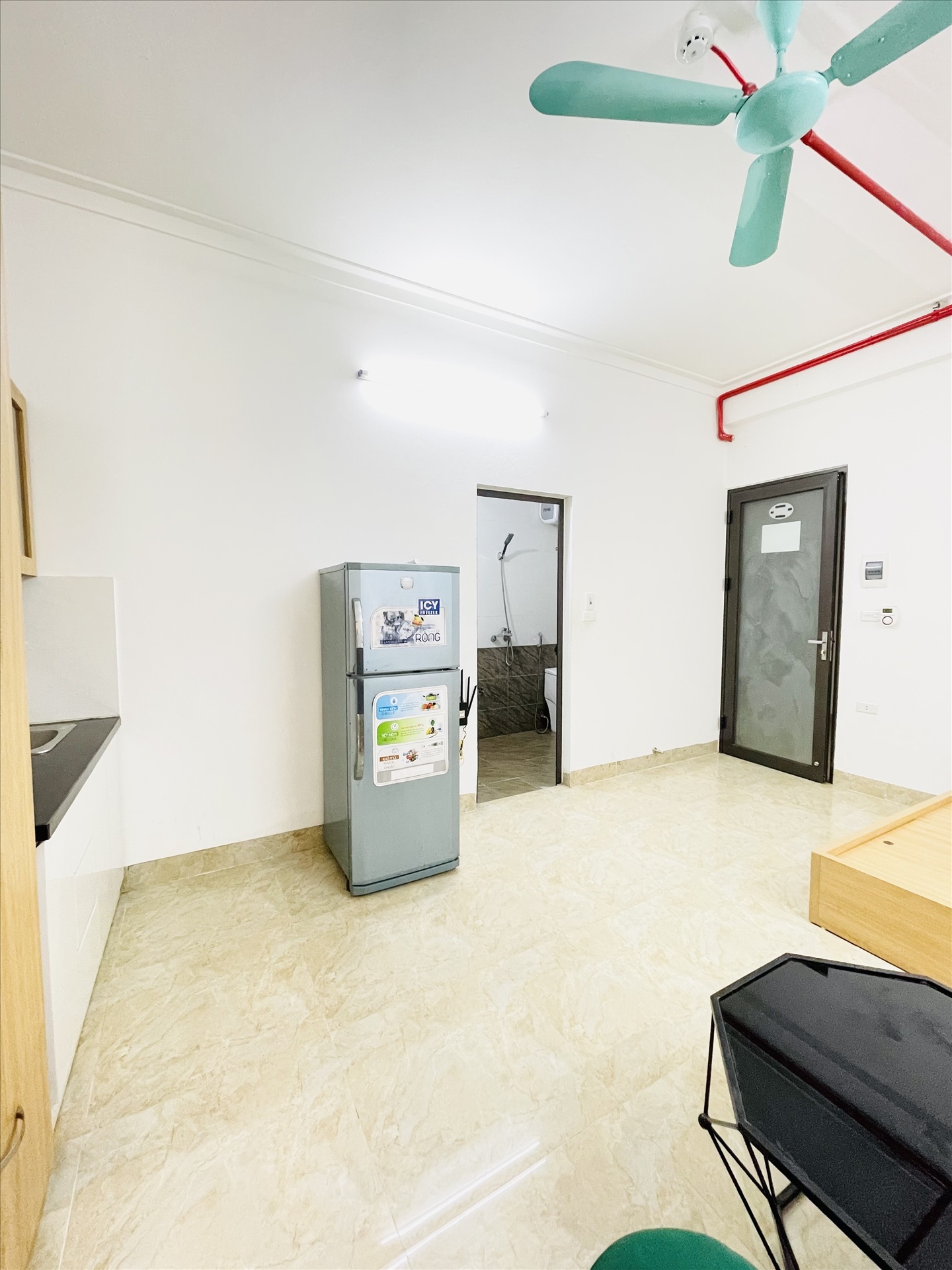 Phòng trọ Studio 25m2 tại Friends Team Đường Láng - Đống Đa - Phòng bếp