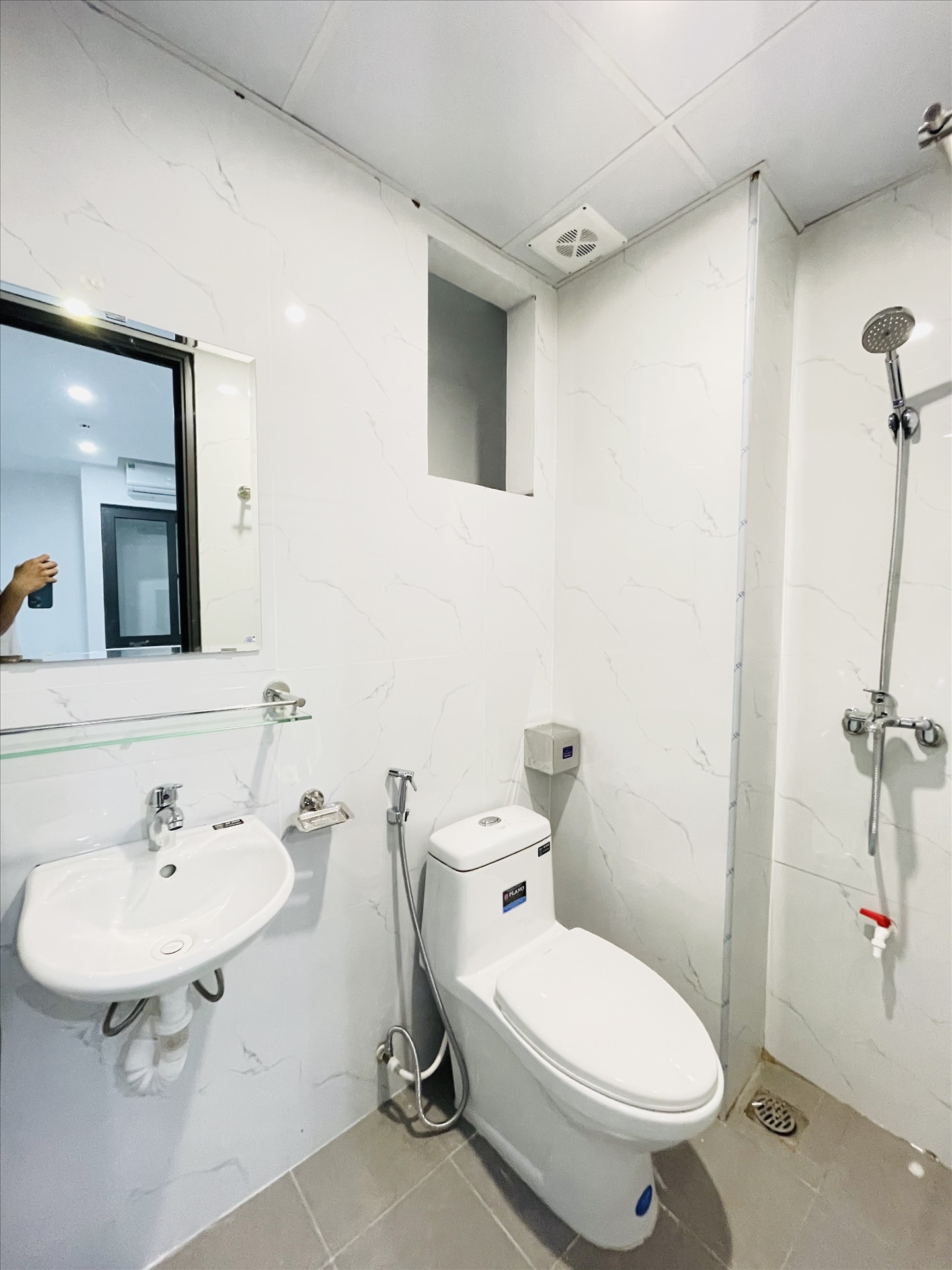 Phòng trọ Studio 20m2 tại Friends Team Hồ Tùng Mậu - Cầu Giấy - Phòng tắm