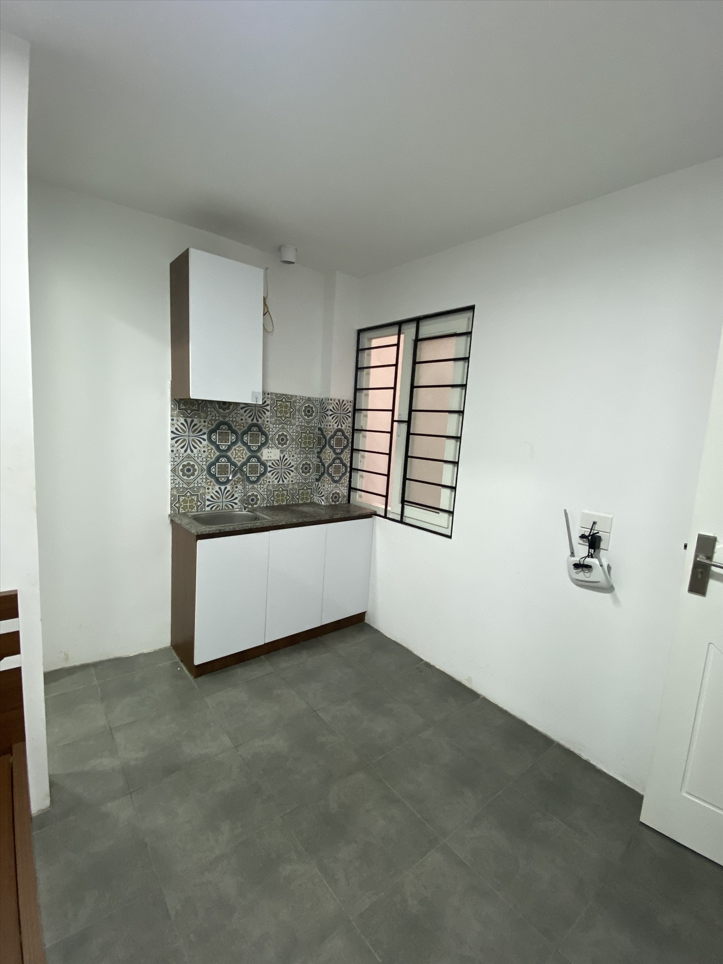 Phòng trọ NV Home Hoàng An - Đống Đa - Phòng (*)