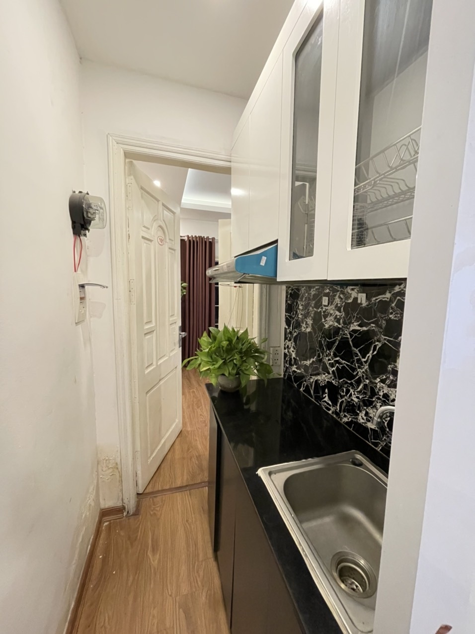 Phòng trọ Studio 24m2 tại Sunny Apartment Trần Duy Hưng - Cầu Giấy - Phòng bếp