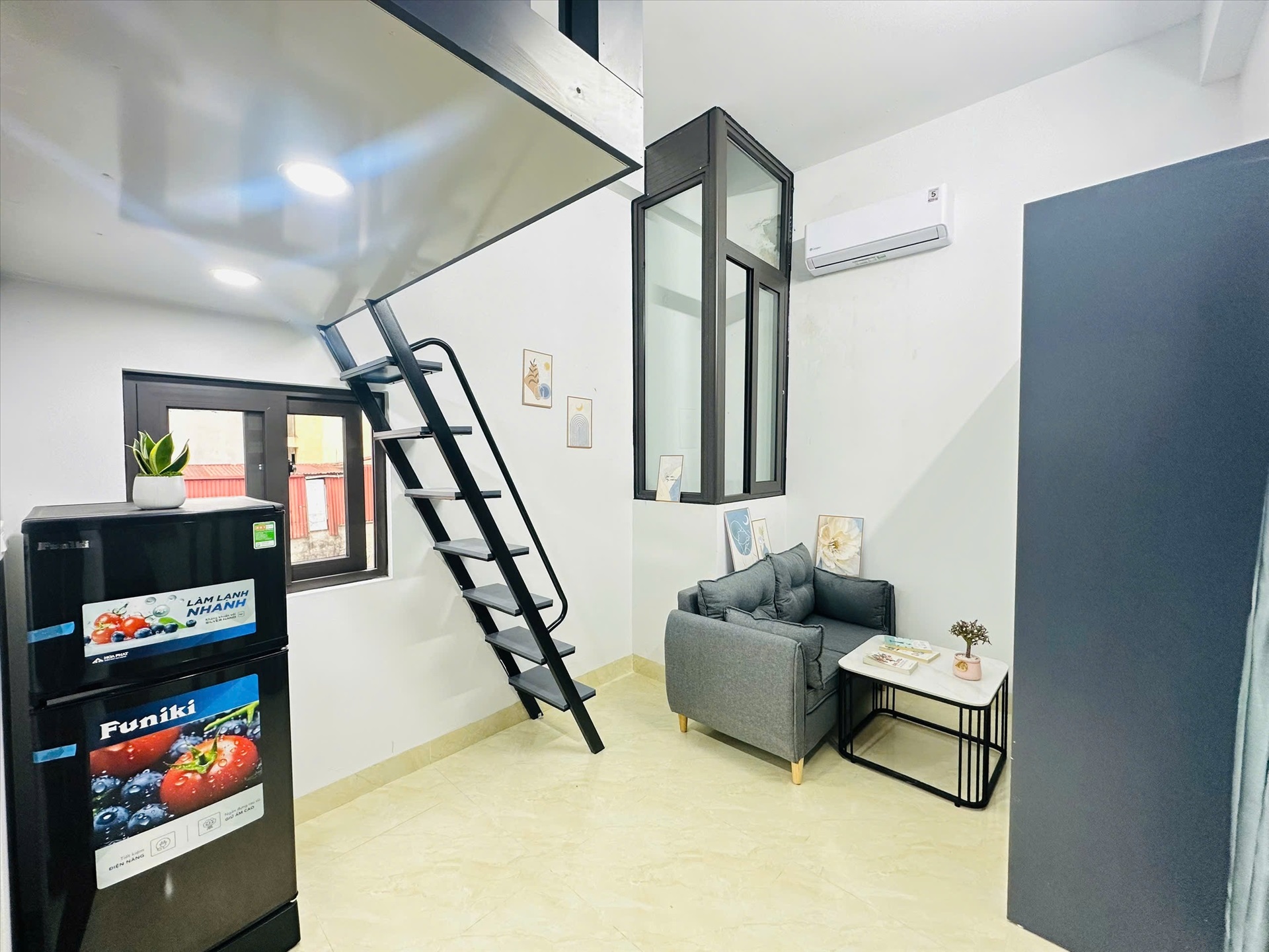 Phòng trọ Duplex 20m2 tại NV Home Xã Đàn - Đống Đa - Phòng khách