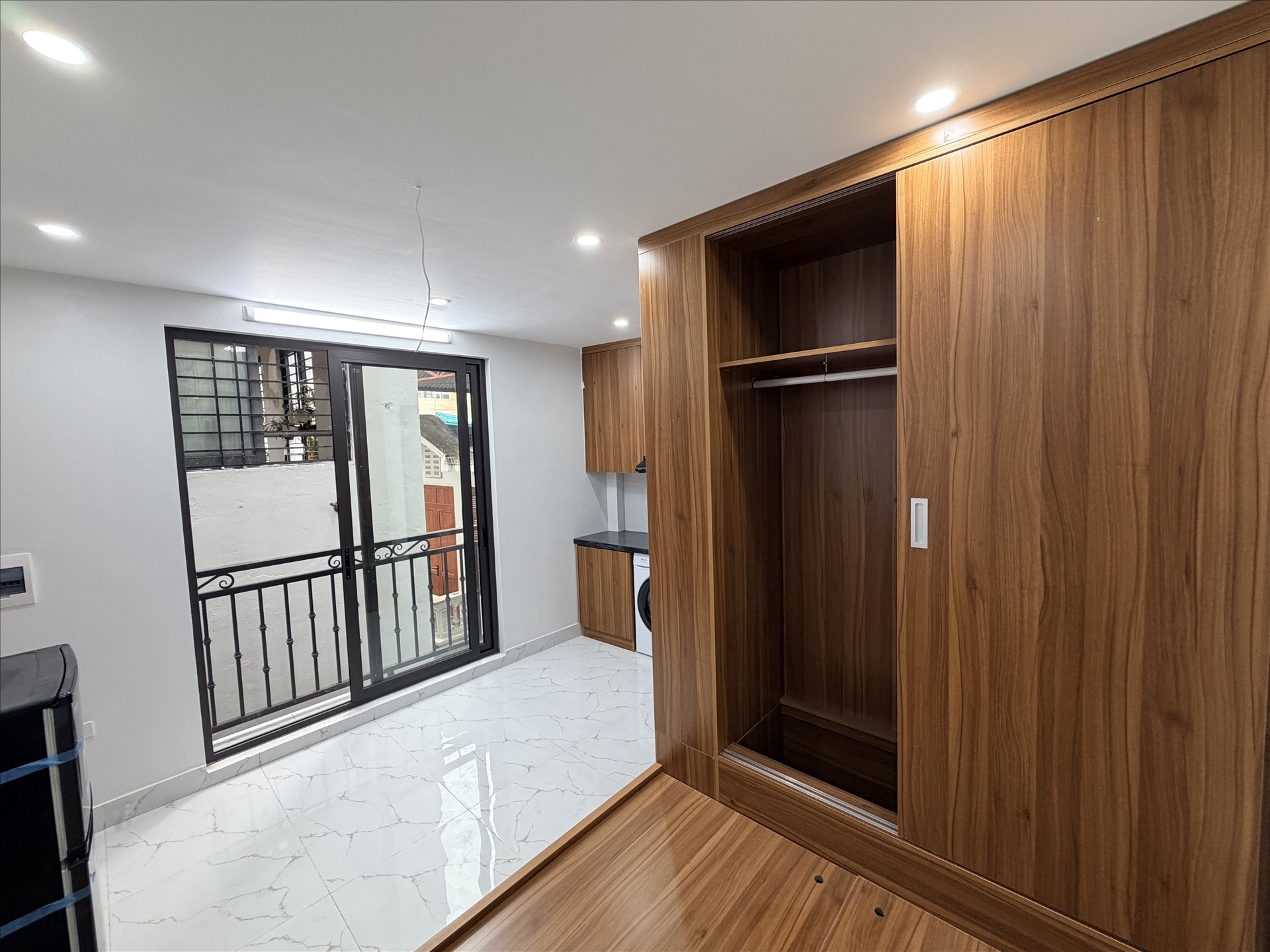 Phòng trọ Studio 25m2 tại Sunshine Quan Nhân - Thanh Xuân - Phòng khách
