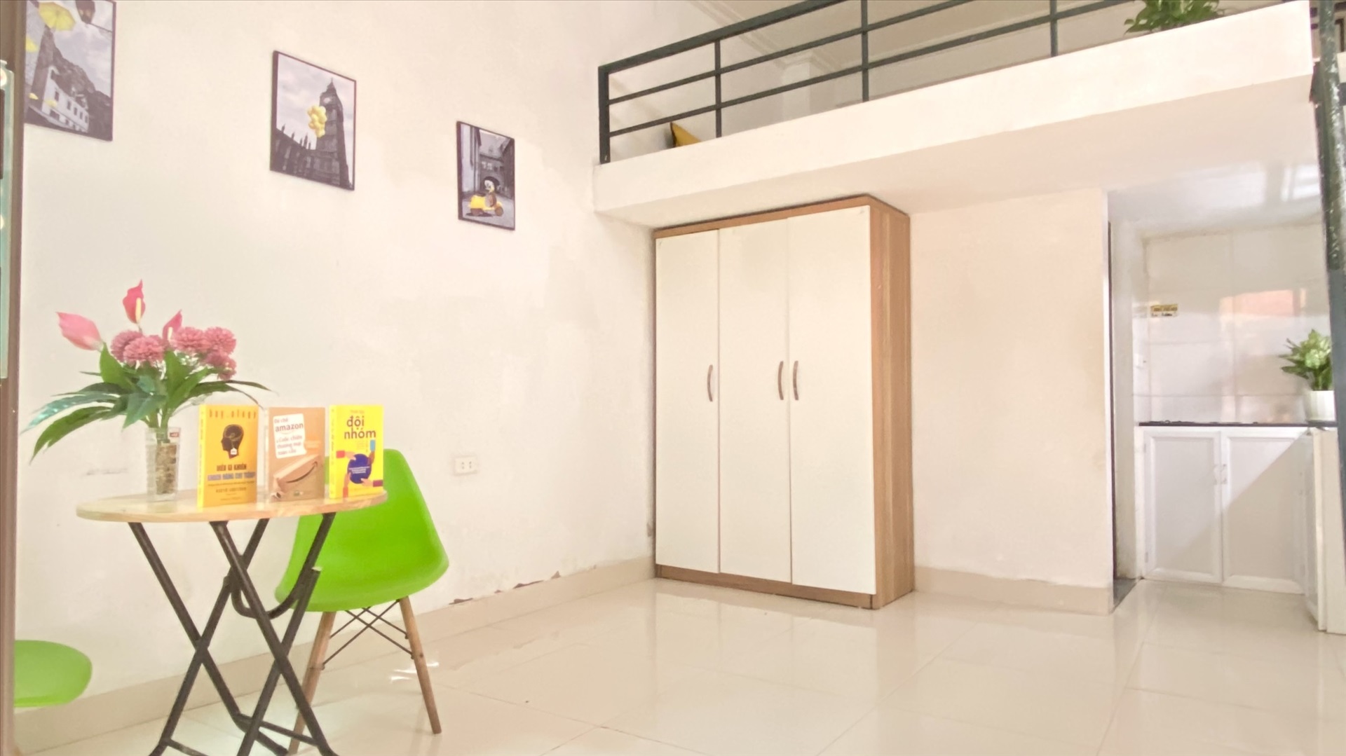Phòng trọ Duplex 25m2 tại Suha Home Trần Thái Tông - Cầu Giấy - Phòng khách