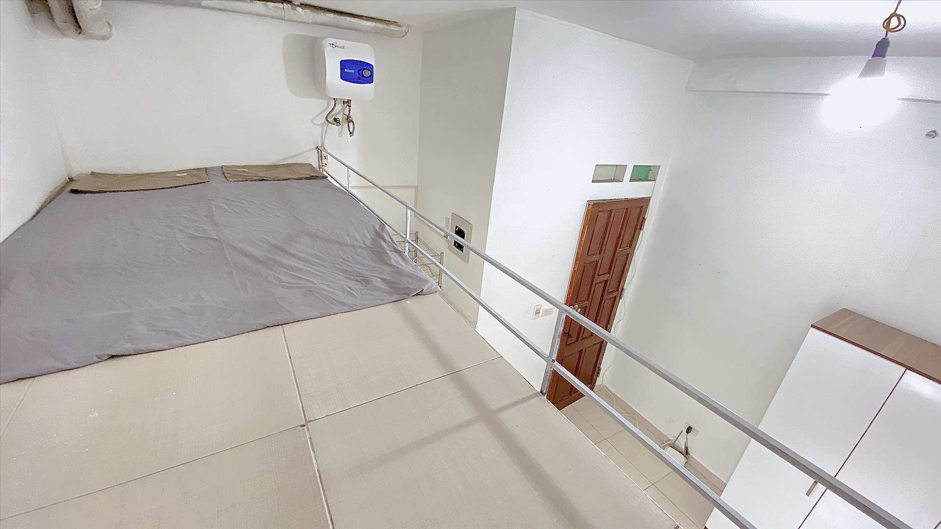 Phòng trọ Studio 25m2 tại QHOME Đường Láng - Đống Đa - Phòng ngủ