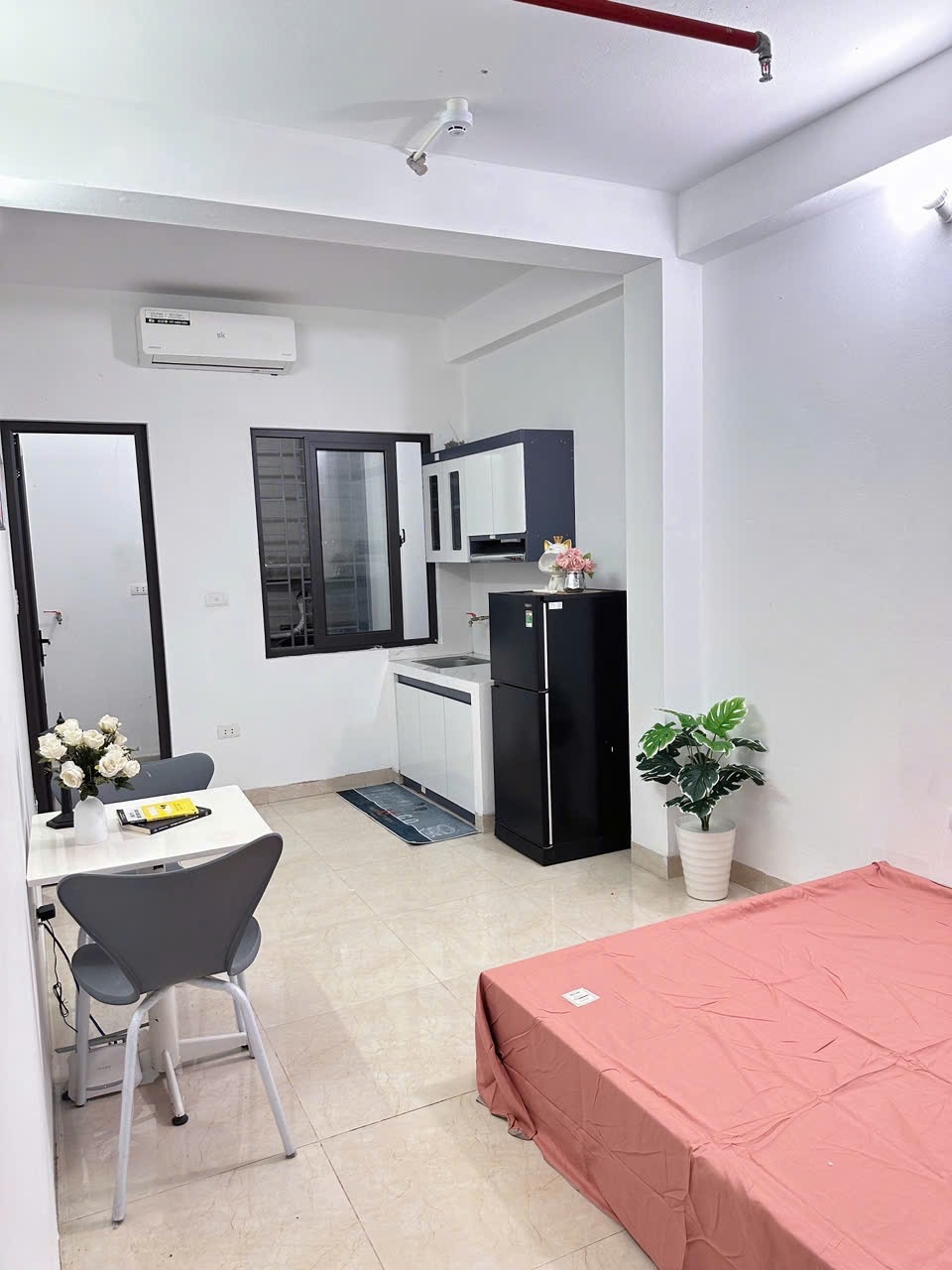 Phòng trọ Studio 24m2 tại QHOME Hoàng Ngân - Thanh Xuân - Phòng bếp