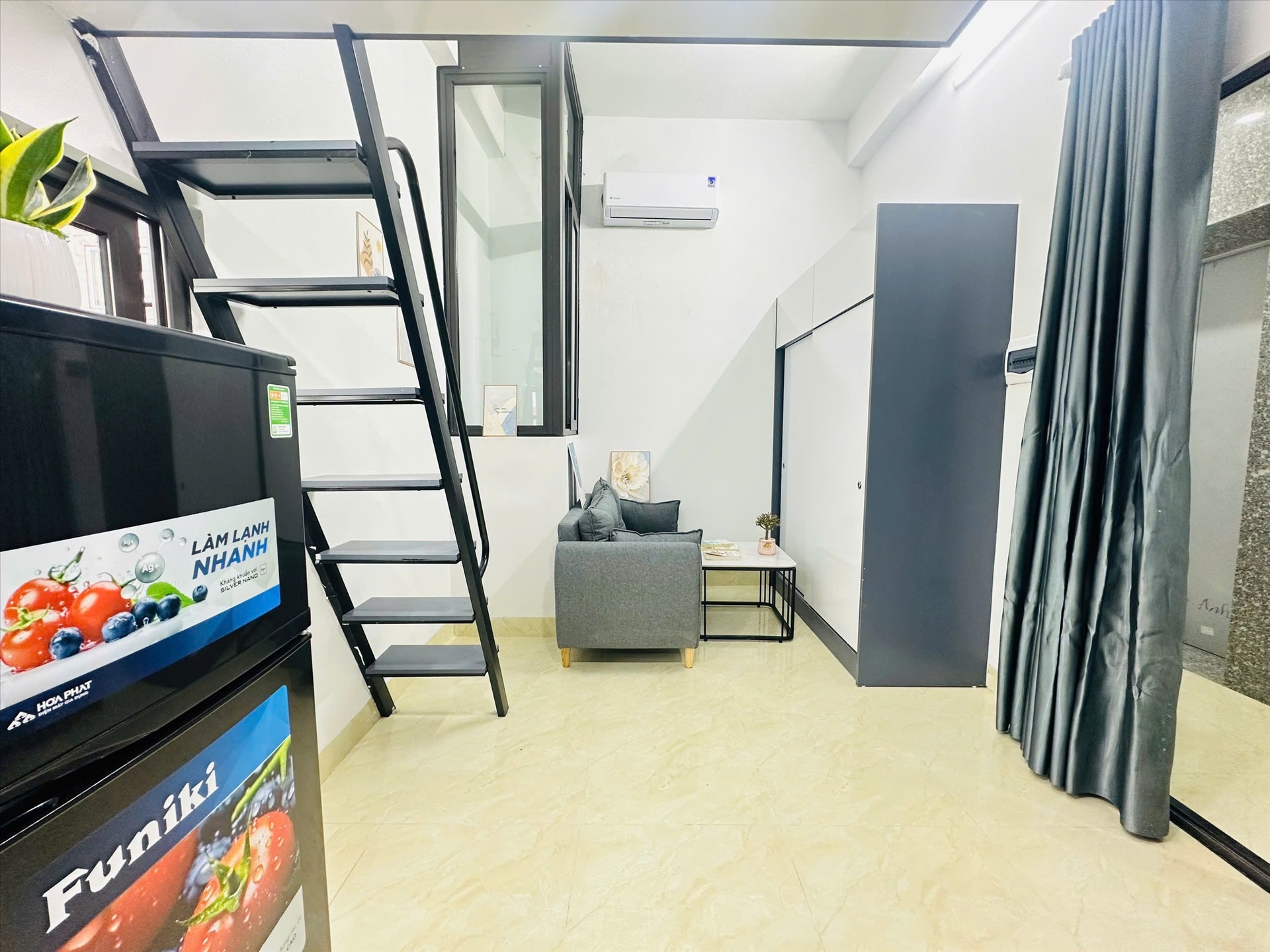 Phòng trọ Studio 20m2 tại NV Home Xã Đàn - Đống Đa - Phòng khách
