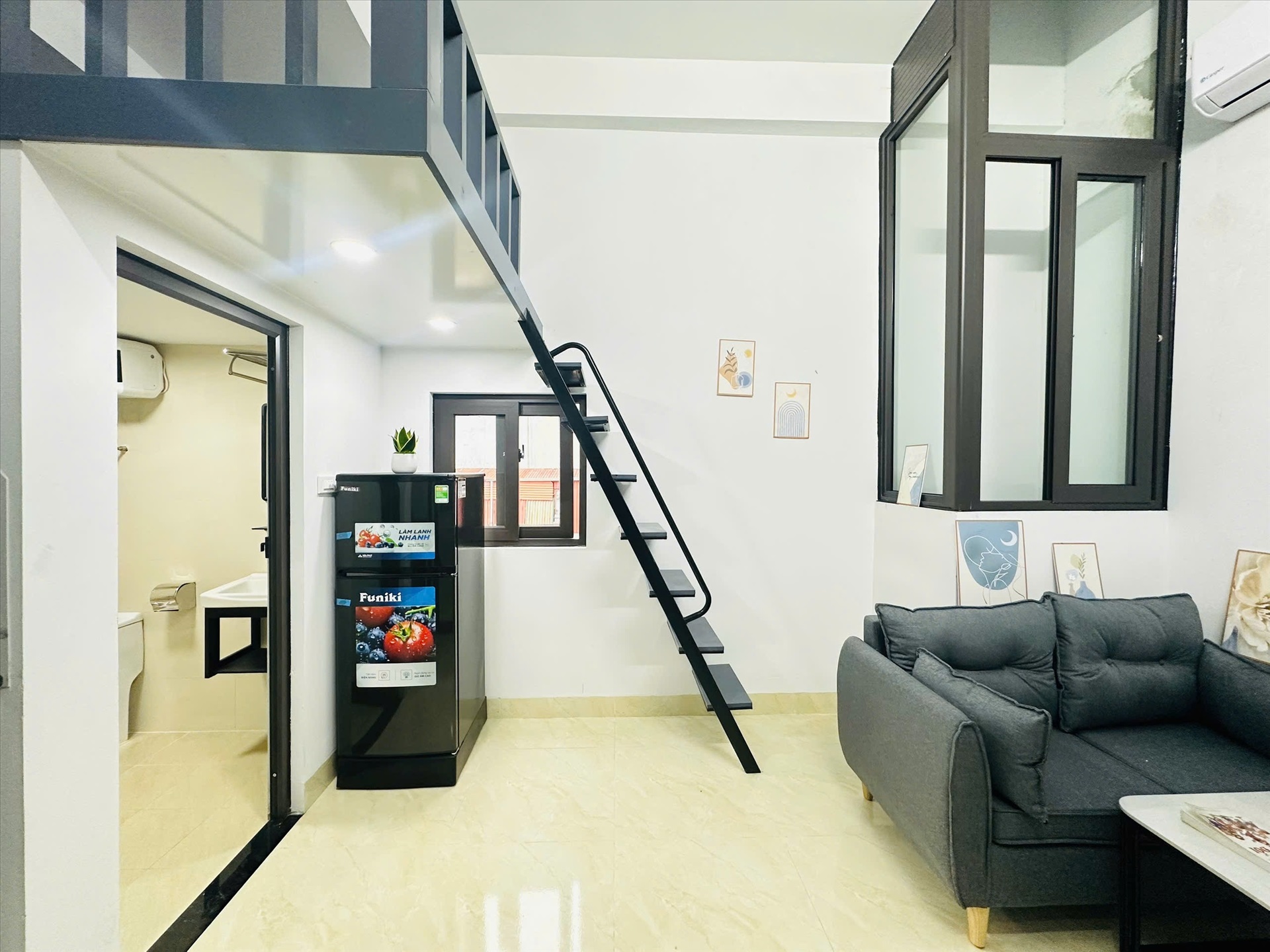 Phòng trọ Studio 20m2 tại NV Home Xã Đàn - Đống Đa - Phòng khách