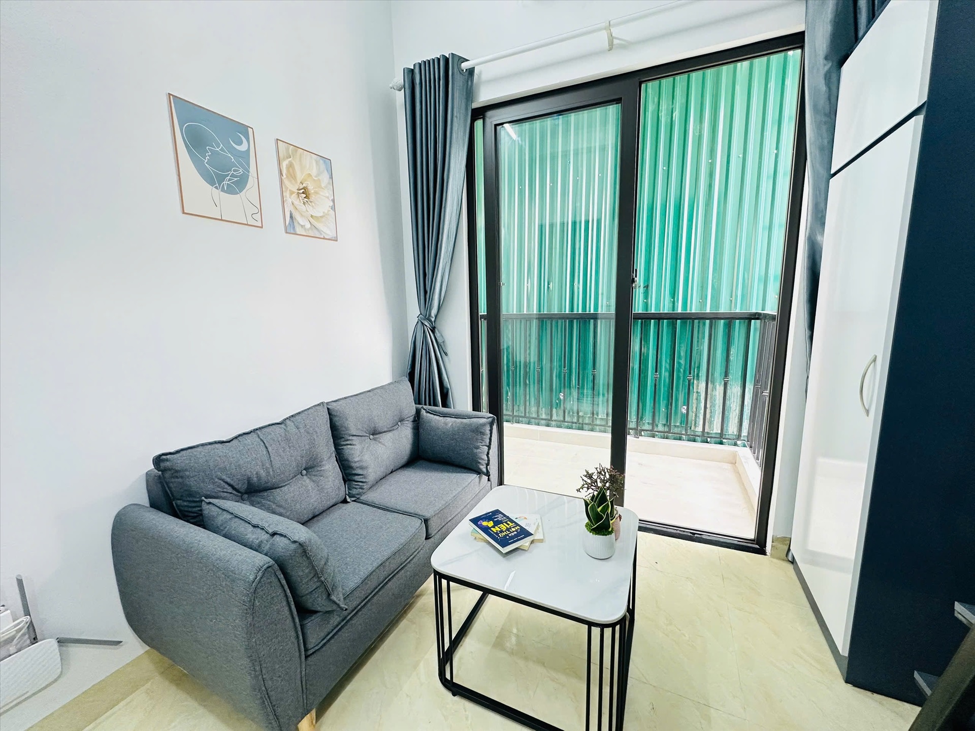 Phòng trọ Studio 25m2 tại NV Home Xã Đàn - Đống Đa - Phòng khách