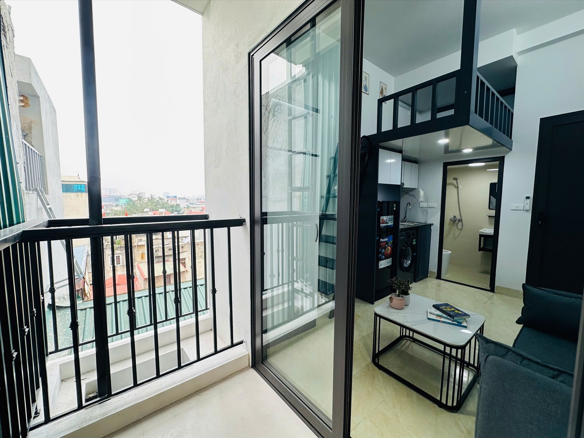 Phòng trọ Studio 25m2 tại NV Home Xã Đàn - Đống Đa - Ban công