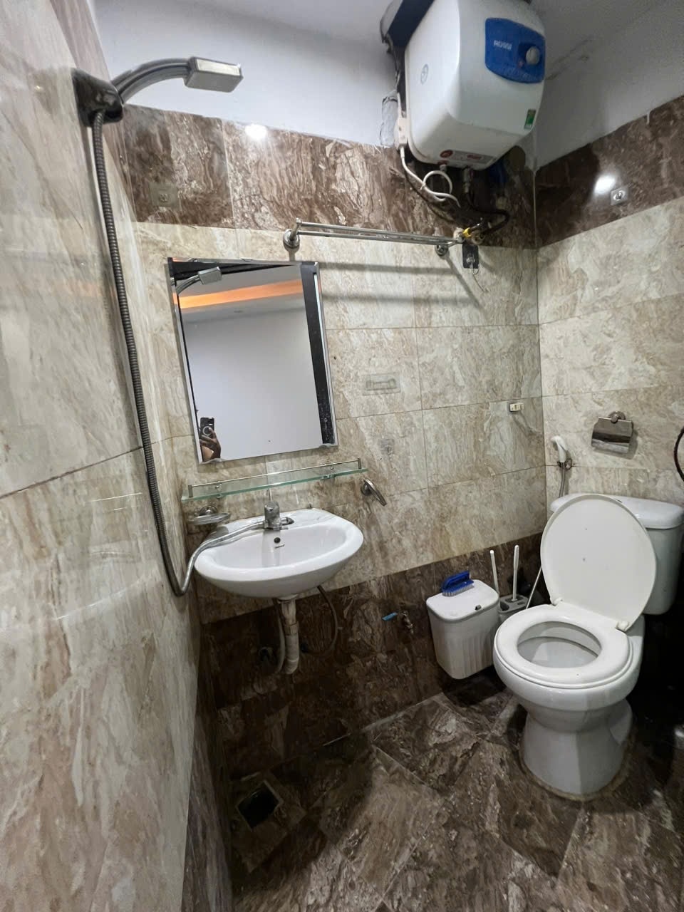 Phòng trọ Studio 20m2 tại NT House Lê Quang Đạo - Nam Từ Liêm - Phòng tắm