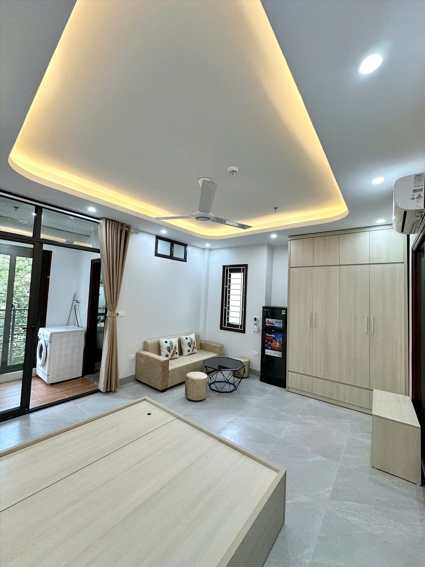 Phòng trọ Studio 30m2 tại GENZ Home Đội Cấn - Ba Đình - Phòng khách
