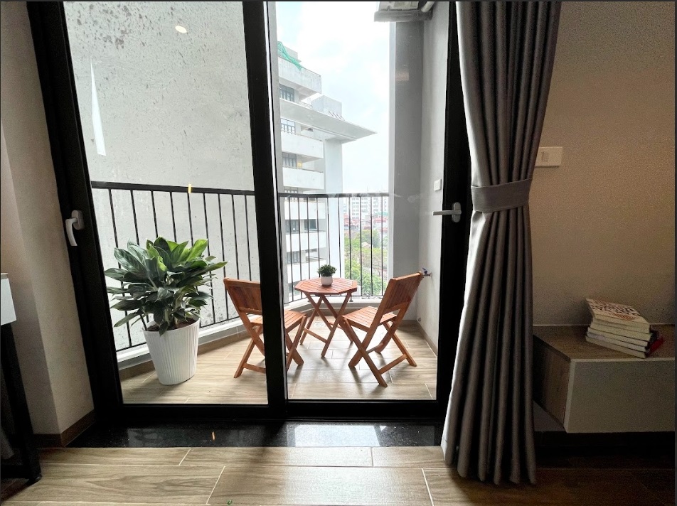 Phòng trọ Studio 38m2 tại Airstay 1 Lê Thanh Nghị - Hai Bà Trưng  - Ban công