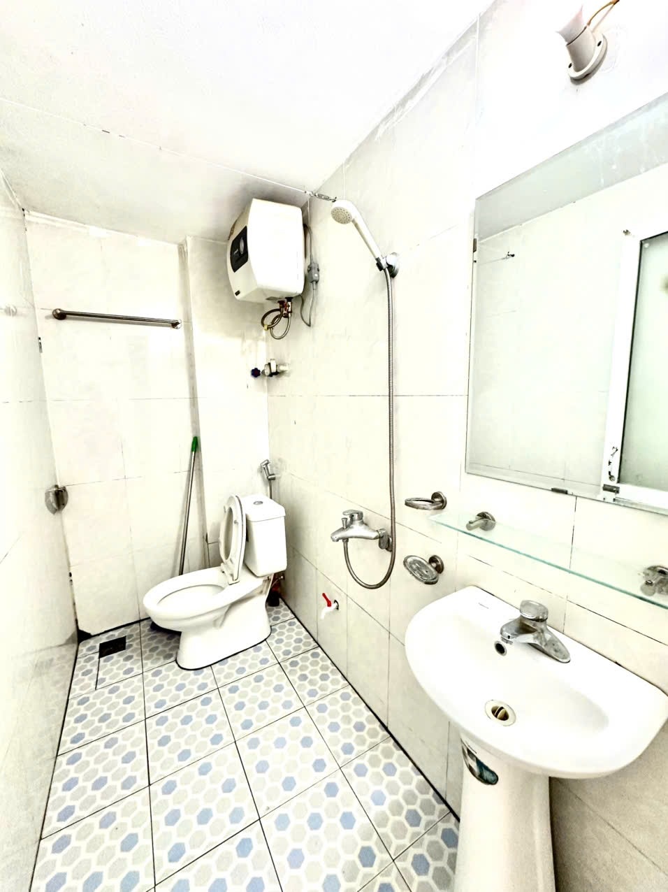 Phòng trọ Studio 25m2 tại Timehouse 2 Mỹ Đình - Nam Từ Liêm - Phòng tắm
