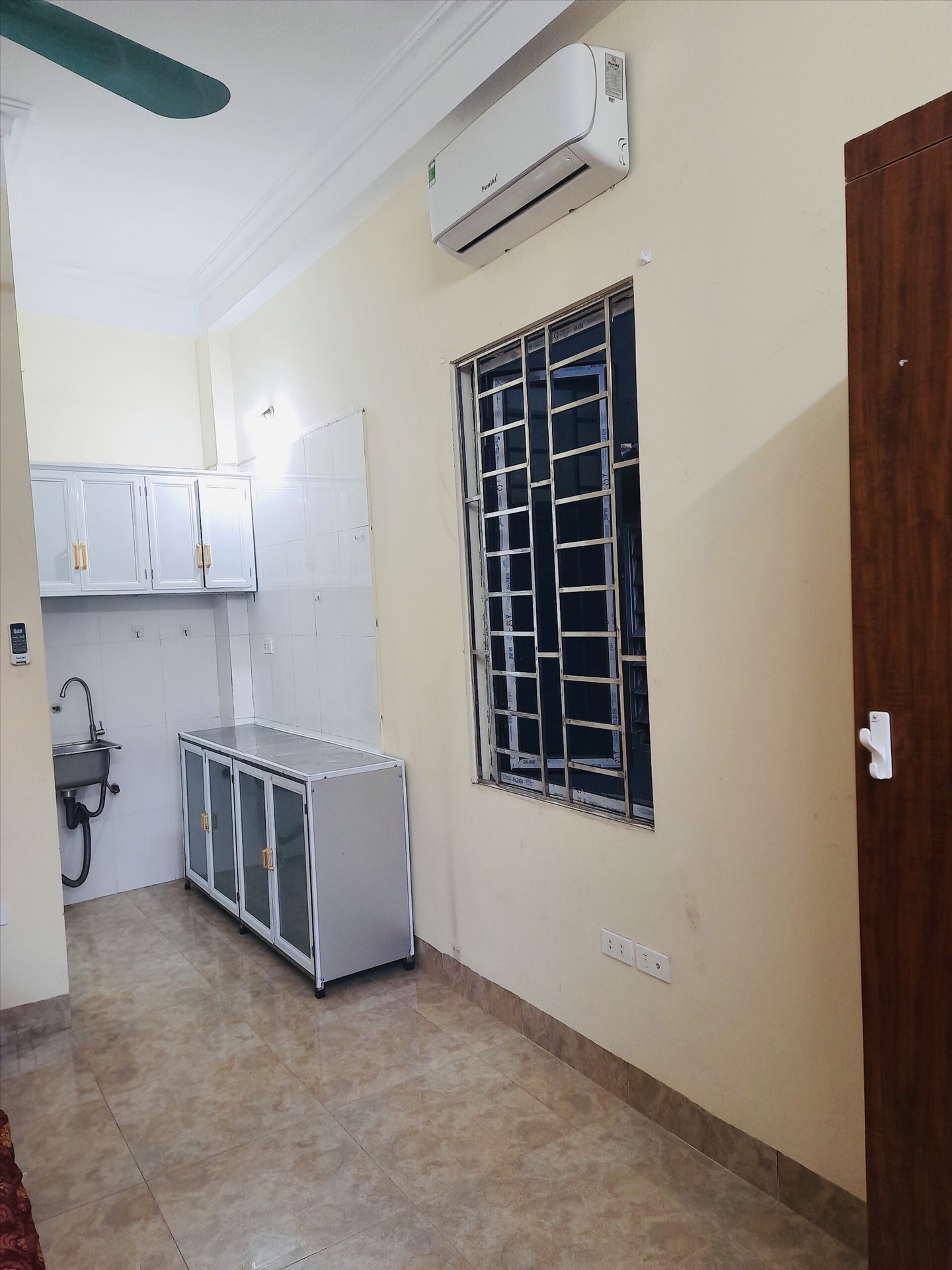 Phòng trọ 1 Phòng ngủ 25m2 tại TT House 1 Nguyễn Khánh Toàn - Cầu Giấy - Phòng bếp