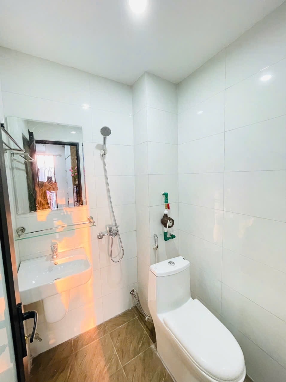 Phòng trọ Studio 23m2 tại Friends Team Đào Tấn - Ba Đình - Phòng tắm
