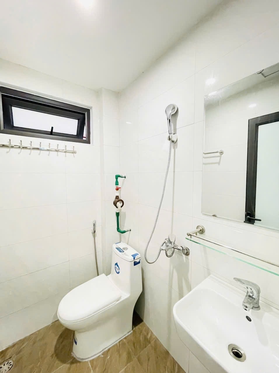 Phòng trọ Studio 23m2 tại Friends Team Đào Tấn - Ba Đình - Phòng tắm