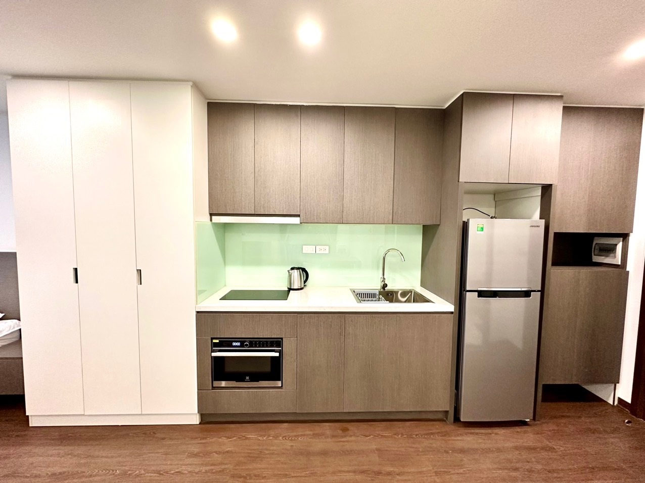Phòng trọ Studio 50m2 tại Blue Homes Nguyễn Đình Thi - Tây Hồ - Phòng bếp