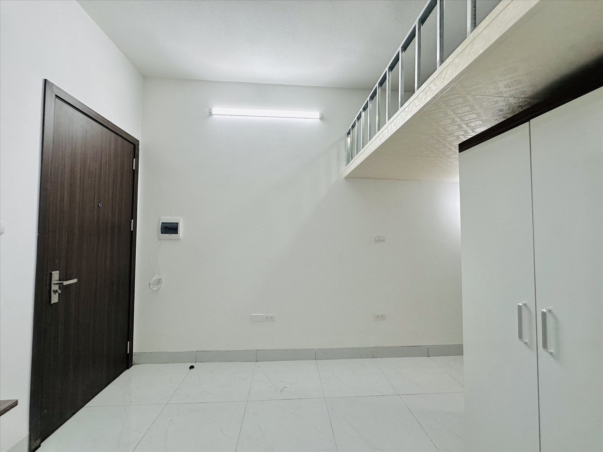 Phòng trọ Duplex 25m2 tại CT House Trần Quốc Vượng - Cầu Giấy - Phòng khách